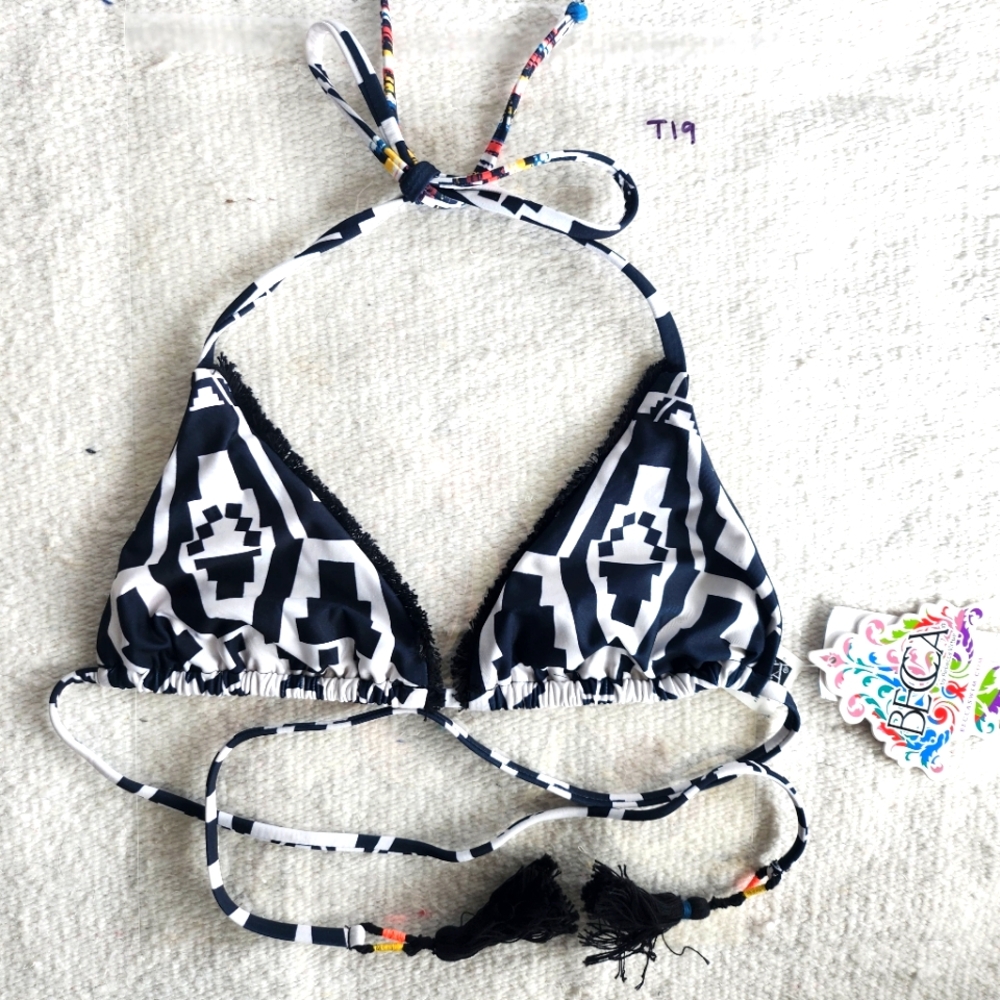 Becca triangle bikini top small